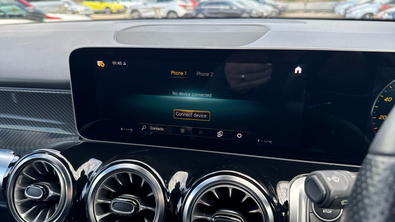 Mercedes-Benz GLB 200 AMG Line Premium 5dr 7G-Tronic Petrol Estate